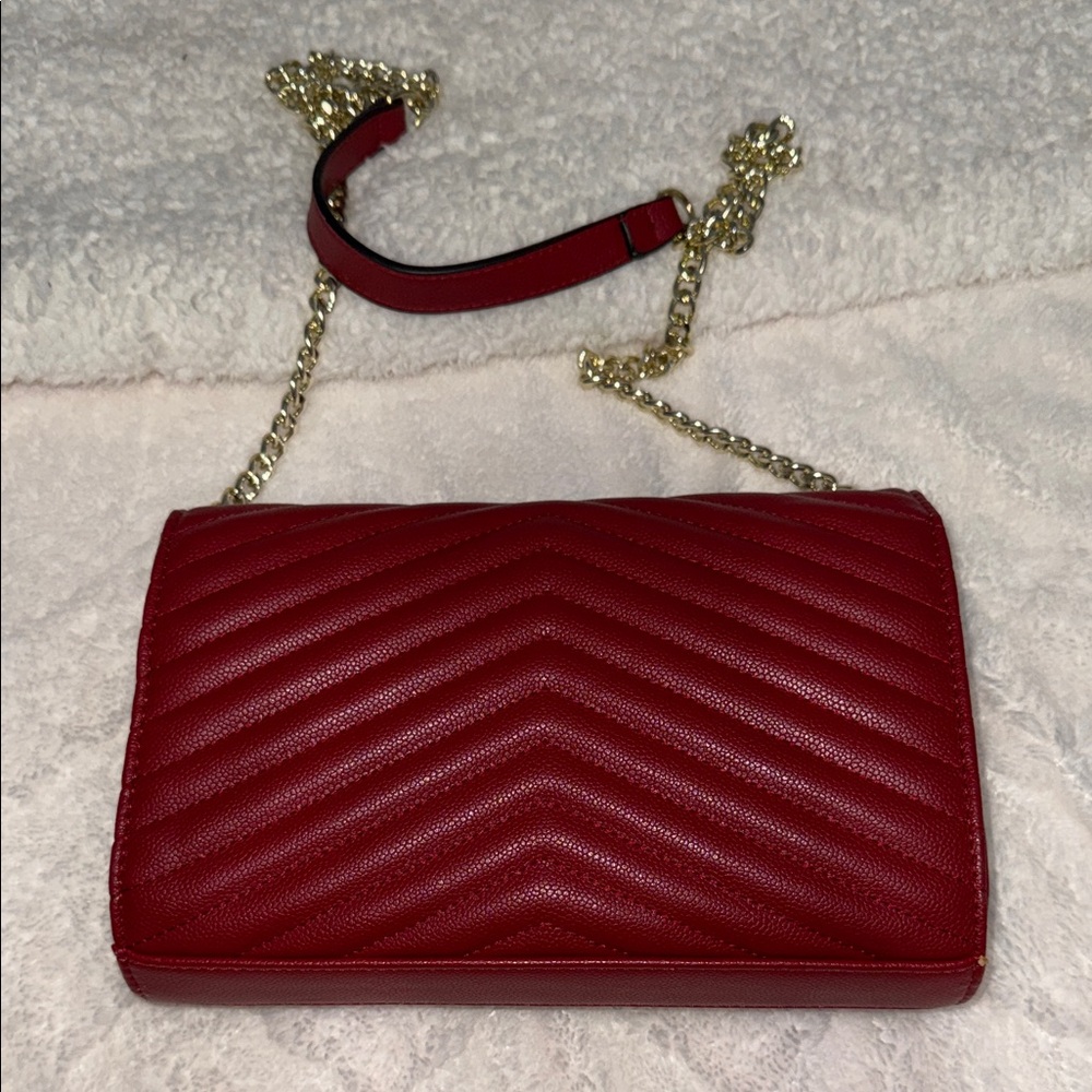 Yves Saint Laurent Red Chevron Leather Crossbody Bag - Picture 3 of 5